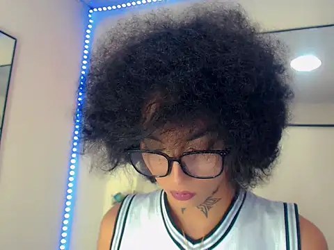 Darianna A online show from 04/29/26, 10:05