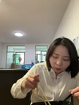 lisha521 online show from 05/28/26, 04:32