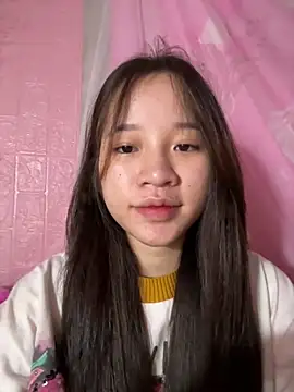 Nude-xx1 online show from 04/17/26, 12:19