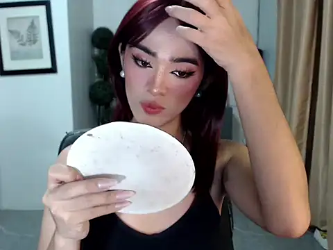 lavandermilk online show from 06/04/26, 12:44