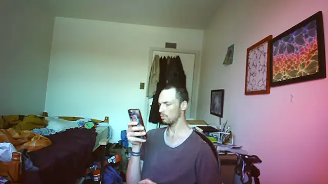 JohnnyMoves online show from 07/03/26, 05:08