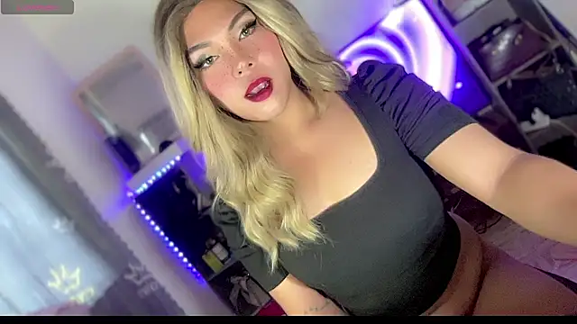 Snapshot of hannaBaby_lisyos11 chatting on 06/23/26, 08:12 hannaBaby lisyos11 online show from 06/23/26, 08:12