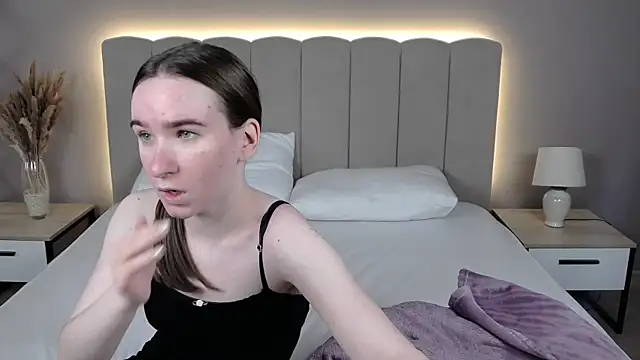 MarliinNova online show from 07/02/26, 04:07