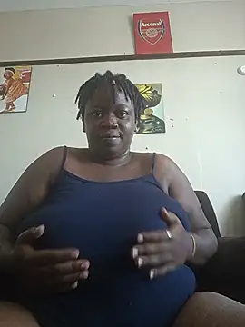 PrettyMissB online show from 06/08/26, 08:15