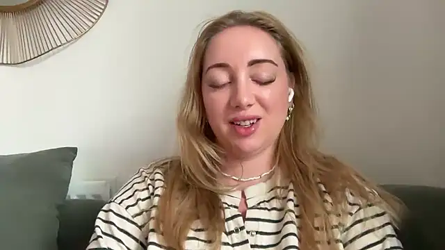 arielsweetieee online show from 06/16/26, 08:50