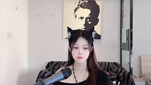 KiKi-011 online show from 06/14/26, 06:37