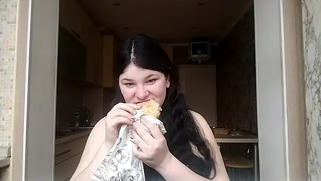 BeatriceMolands online show from 04/24/26, 07:22