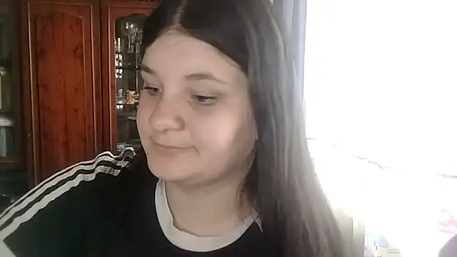 BeatriceMolands online show from 05/16/26, 07:27