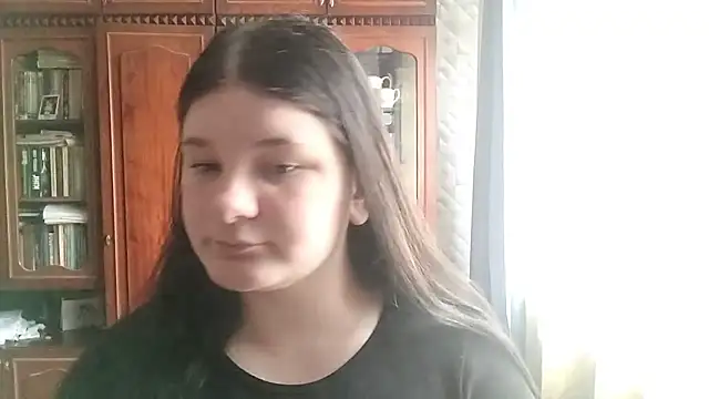 BeatriceMolands online show from 05/19/26, 01:39