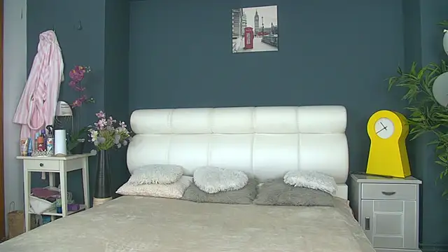JoLicious  online show from 05/01/26, 05:12