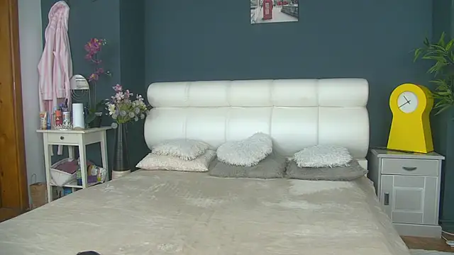 JoLicious  online show from 05/04/26, 04:30