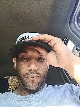 Snapshot of Ggshoow chatting on 04/16/26, 01:23 Ggshoow online show from 04/16/26, 01:23