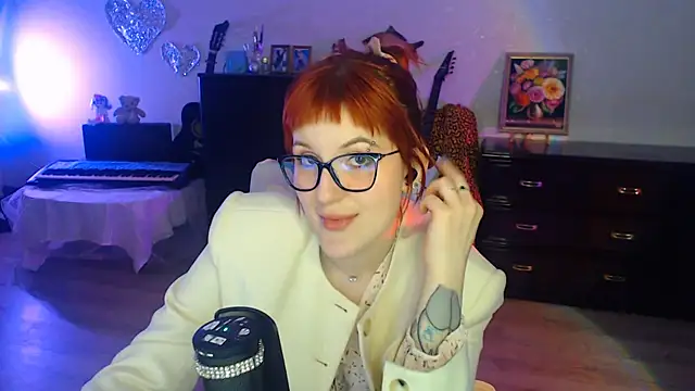 ConchitaMesser online show from 05/10/26, 06:46