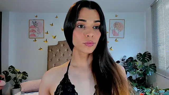 Snapshot of bella_grego chatting on 06/24/26, 06:40 bella grego online show from 06/24/26, 06:40
