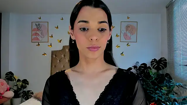 Snapshot of bella_grego chatting on 07/08/26, 02:21 bella grego online show from 07/08/26, 02:21