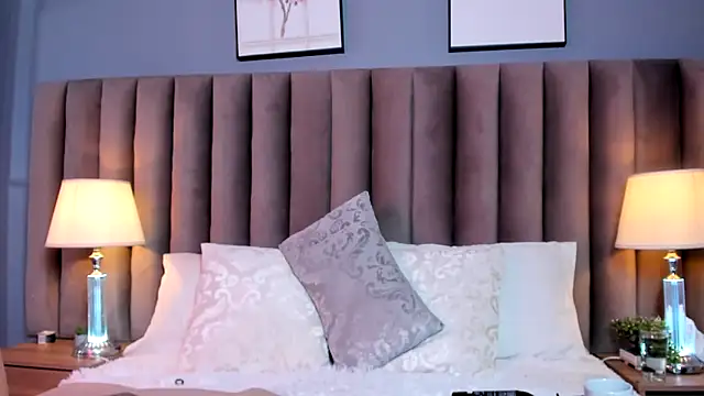LilyFoox online show from 06/06/26, 01:16