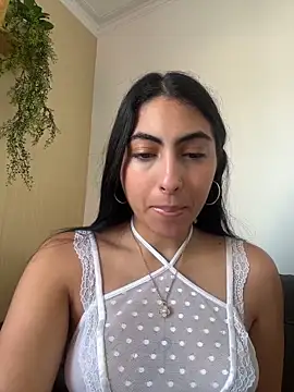 Snapshot of Lily_Rush chatting on 06/11/26, 01:09 Lily Rush online show from 06/11/26, 01:09