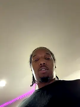 Snapshot of Thatyoungboy01 chatting on 11/13/25, 12:15 Thatyoungboy01 online show from 11/13/25, 12:15