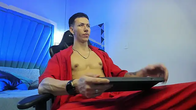 OliverThompsonJS online show from 06/02/26, 04:47