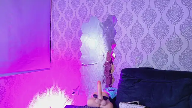 The pinky girlxxx online show from 04/19/26, 06:10