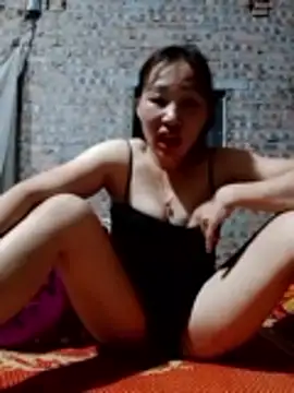 Snapshot of Tieuthu2 chatting on 04/20/26, 12:08 Tieuthu2 online show from 04/20/26, 12:08