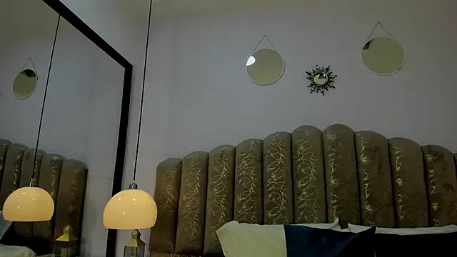 Channel sofia online show from 05/20/26, 03:13