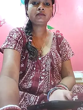 Snapshot of Simupaul001 chatting on 04/28/26, 11:10 Simupaul001 online show from 04/28/26, 11:10