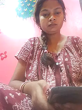 Snapshot of Simupaul001 chatting on 05/02/26, 10:15 Simupaul001 online show from 05/02/26, 10:15