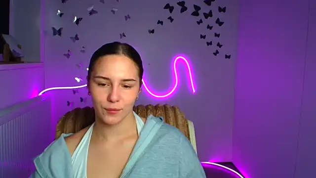 Snapshot of Kyara_ra chatting on 07/20/26, 05:33 Kyara ra online show from 07/20/26, 05:33