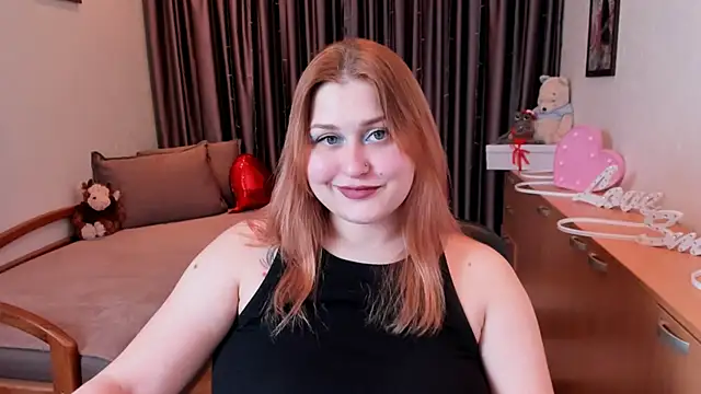 NoraLiin online show from 04/28/26, 07:08
