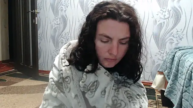AlinaxJames online show from 05/31/26, 06:09