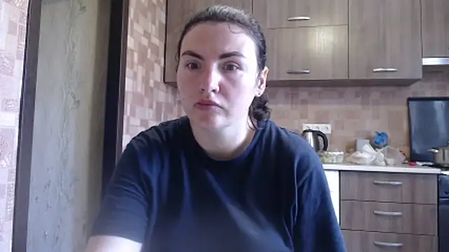 AlinaxJames online show from 06/11/26, 09:18
