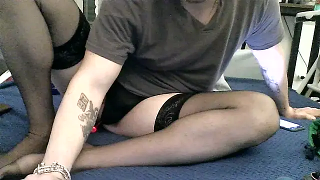 V4L389 online show from 04/18/26, 09:59