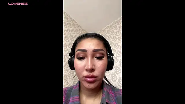 MadelineKiss  online show from 04/22/26, 01:41
