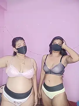 Loving Naughtycouple online show from 05/30/26, 04:20