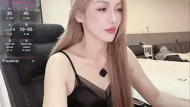 wenwen-mm online show from 05/27/26, 04:09