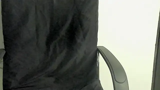 lolabunnysc online show from 05/08/26, 12:54