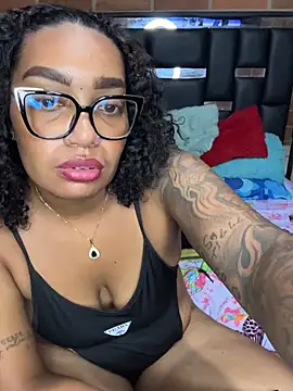  Piel Canela online show from 05/09/26, 02:06