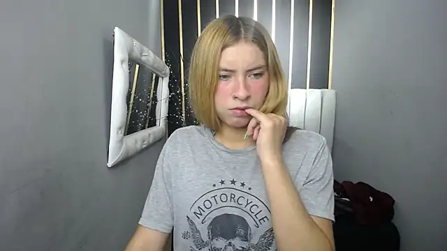 nancy blonde online show from 05/30/26, 12:46