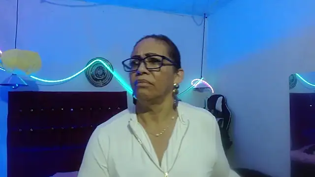 Sweet-Mommy-Milf online show from 05/28/26, 12:52