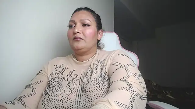 HeyMilani online show from 04/17/26, 10:57