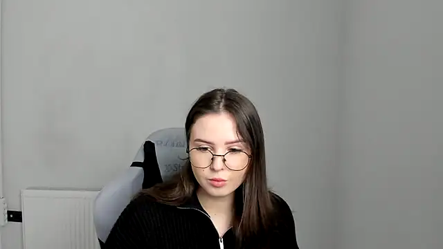 Snapshot of Regina_cute_ chatting on 04/23/26, 06:58 Regina cute online show from 04/23/26, 06:58