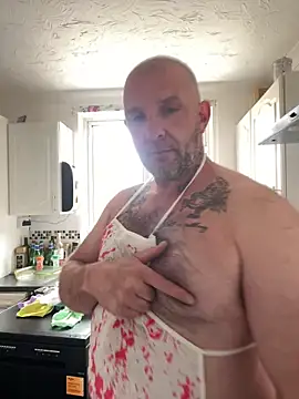 yourfavebear online show from 05/10/26, 10:42