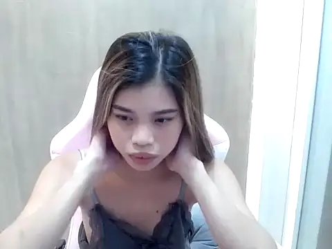 Snapshot of sweety_katexx chatting on 05/21/26, 05:25 sweety katexx online show from 05/21/26, 05:25