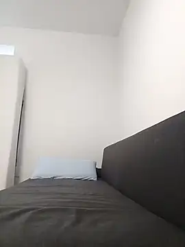 lingerieboyturk online show from 04/18/26, 04:33