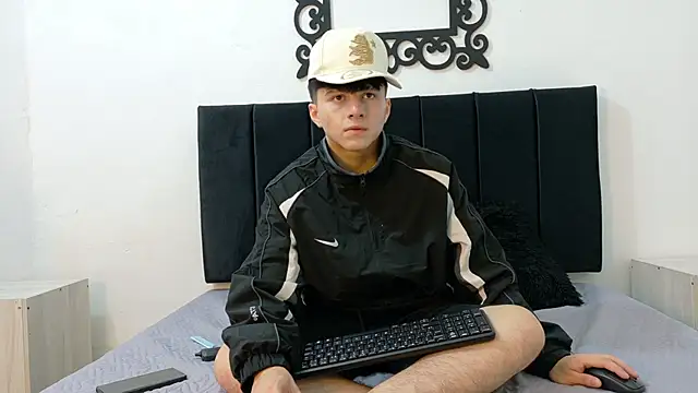 LunayDream online show from 05/27/26, 11:51