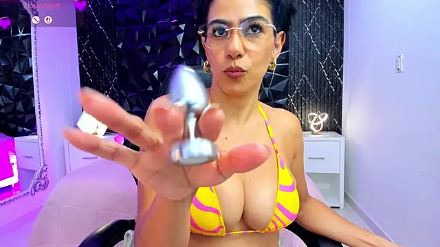 Snapshot of MandyFisher chatting on 07/11/26, 07:49 MandyFisher online show from 07/11/26, 07:49