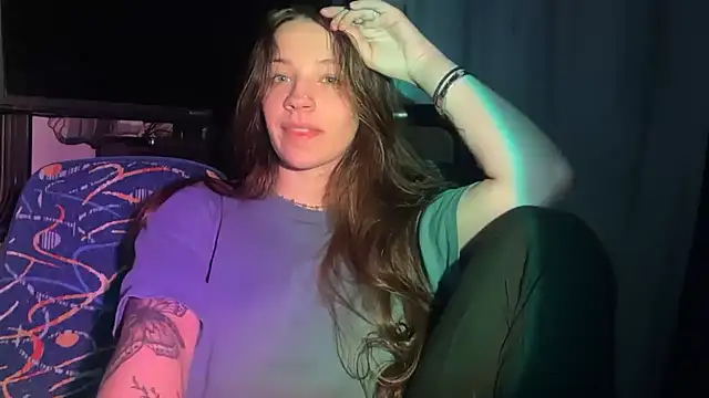 hannahtaylorrr online show from 05/11/26, 06:08