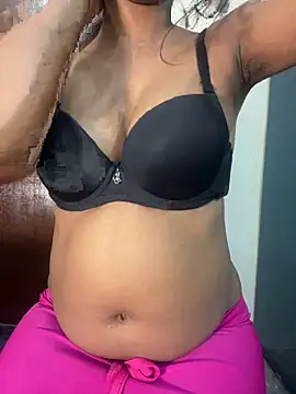 dark chocolety girl online show from 04/19/26, 06:10