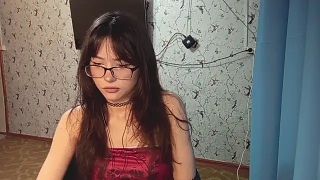Snapshot of DelicaBrome chatting on 06/13/26, 11:19 DelicaBrome online show from 06/13/26, 11:19